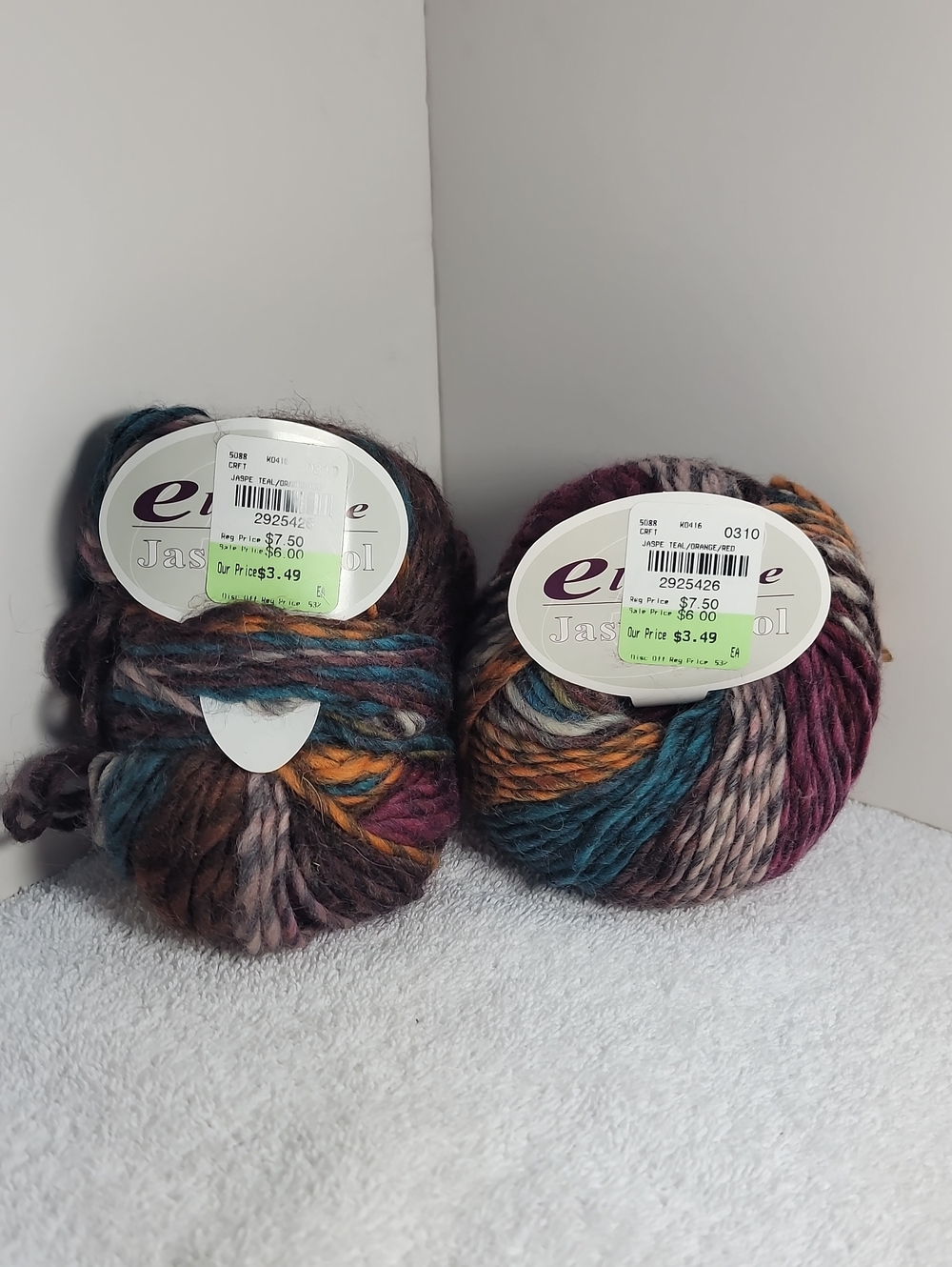 Ella Rae Jaspe' Wool Multicolor Chunky Yarn - Jewel Tones 2 Balls NWT